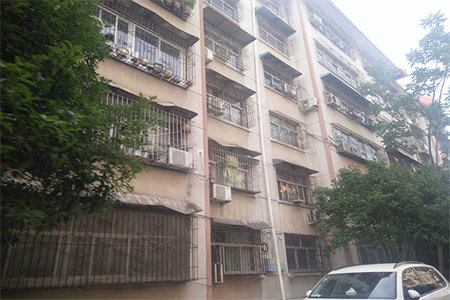 当代帝中海，143m2带车库附房小院，南北通透，交通便利！